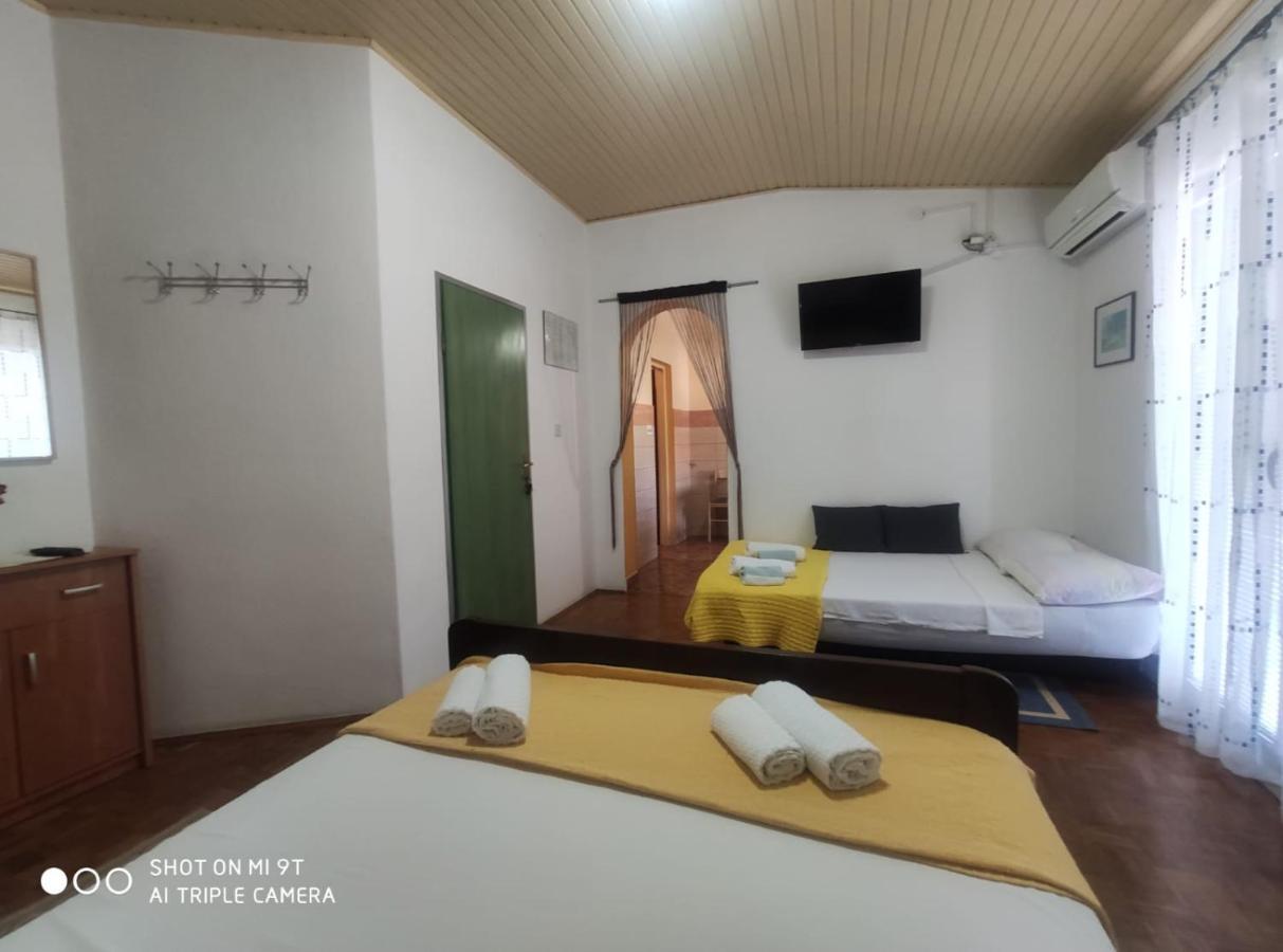 Apartmani Svajka バスカ エクステリア 写真