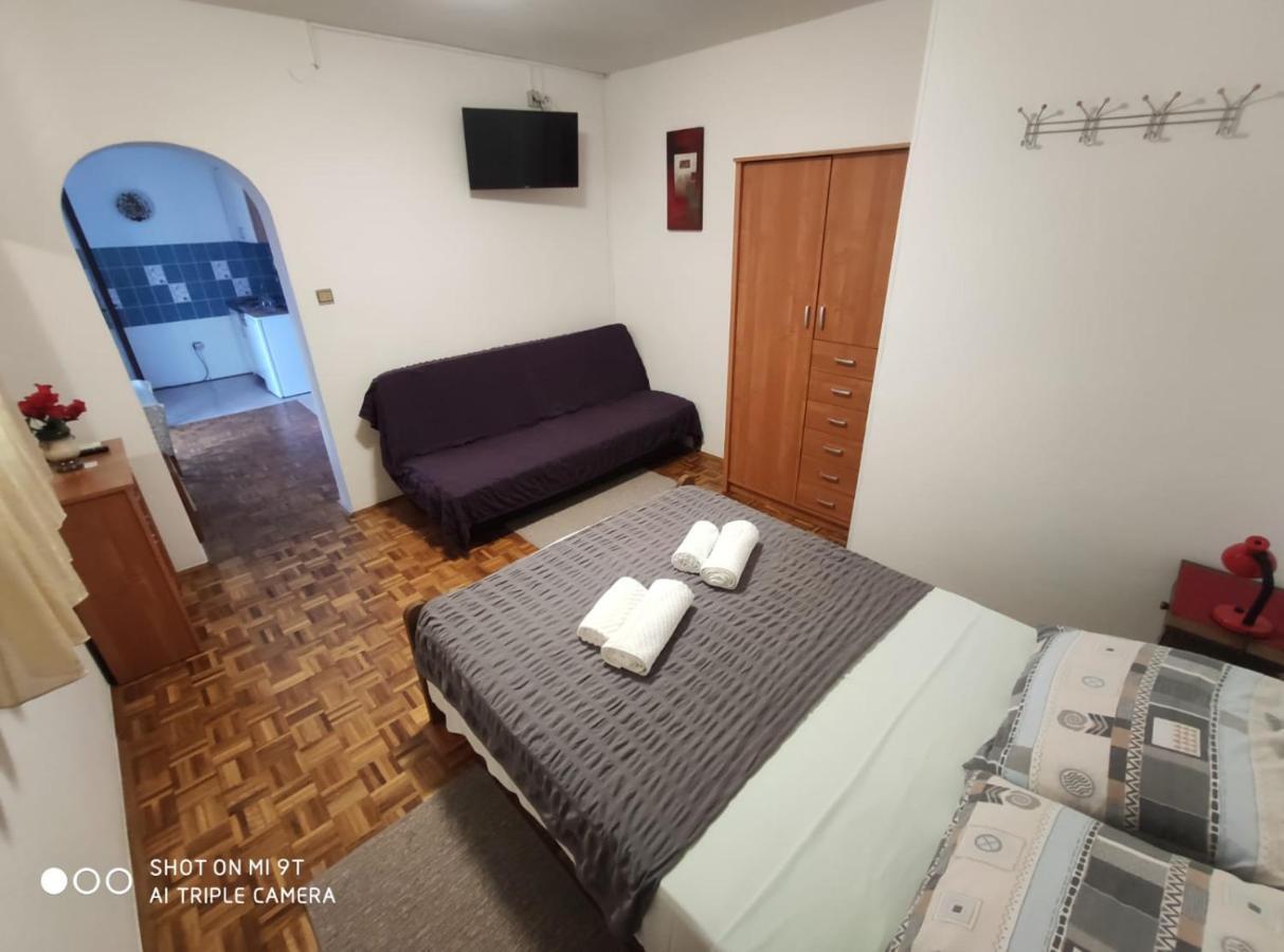Apartmani Svajka バスカ エクステリア 写真