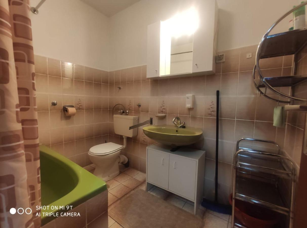 Apartmani Svajka バスカ エクステリア 写真